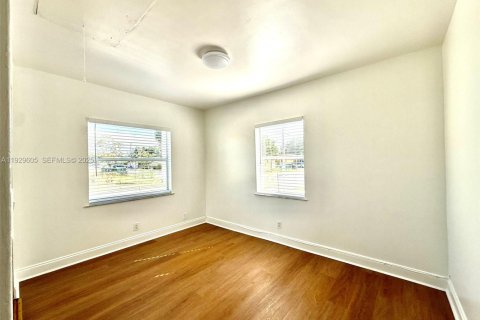 Casa en alquiler en Hollywood, Florida, 3 dormitorios, 77.95 m2 № 1988962 - foto 28