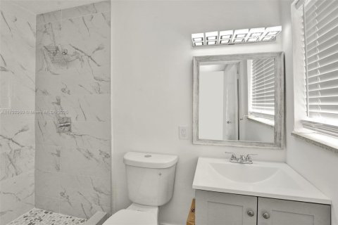 Commercial property in Hollywood, Florida 204.38 sq.m. № 1700649 - photo 19