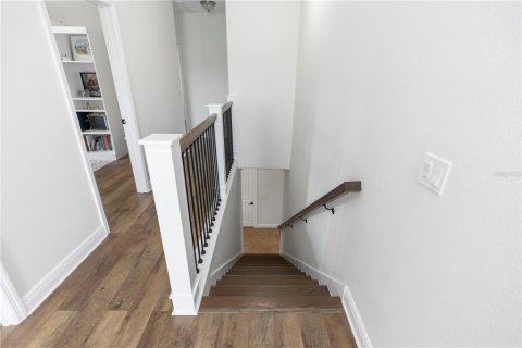 Casa en venta en Orlando, Florida, 5 dormitorios, 268.3 m2 № 1789396 - foto 24