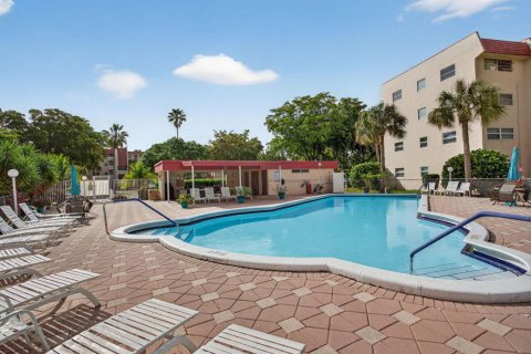 Copropriété à vendre à Margate, Floride: 2 chambres, 86.4 m2 № 2146621 - photo 28