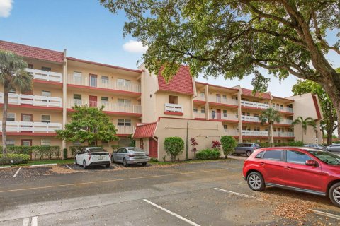 Copropriété à vendre à Margate, Floride: 2 chambres, 86.4 m2 № 2146621 - photo 19