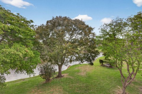 Copropriété à vendre à Margate, Floride: 2 chambres, 86.4 m2 № 2146621 - photo 23