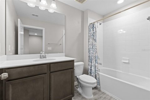 Adosado en venta en Apopka, Florida, 3 dormitorios, 151.71 m2 № 2142075 - foto 25