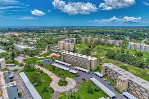 Condo in Bradenton, Florida, 2 bedrooms  № 2219298 - photo 5