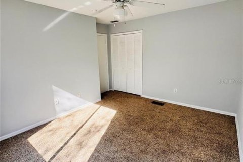 Adosado en alquiler en Davenport, Florida, 3 dormitorios, 168.25 m2 № 2112237 - foto 13