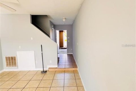 Adosado en alquiler en Davenport, Florida, 3 dormitorios, 168.25 m2 № 2112237 - foto 4