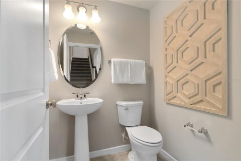 Townhouse in Clermont, Florida 3 bedrooms, 153.47 sq.m. № 1907018 - photo 12