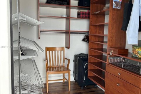 Снять в аренду кондоминиум в Майами-Бич, Флорида 2 спальни, 139.35м2, № 1958532 - фото 28