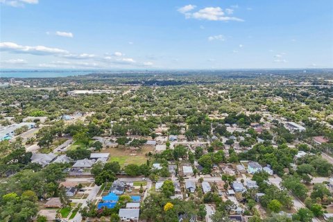 Casa en venta en Saint Petersburg, Florida, 3 dormitorios, 70.05 m2 № 2205499 - foto 6