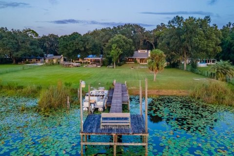 Casa en Salt Springs, Florida 3 dormitorios, 163.6 m2 № 2127655