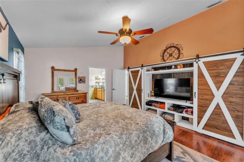 House in Bartow, Florida 3 bedrooms, 197.51 sq.m. № 2210535 - photo 23