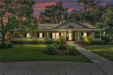House in Bartow, Florida 3 bedrooms, 197.51 sq.m. № 2210535 - photo 3