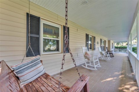 House in Bartow, Florida 3 bedrooms, 197.51 sq.m. № 2210535 - photo 7