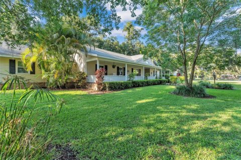 House in Bartow, Florida 3 bedrooms, 197.51 sq.m. № 2210535 - photo 5