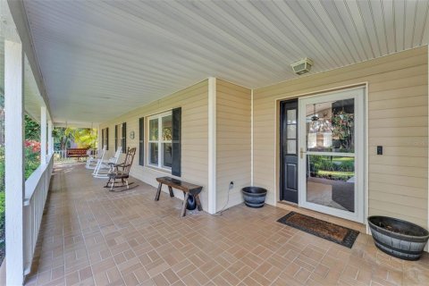 House in Bartow, Florida 3 bedrooms, 197.51 sq.m. № 2210535 - photo 6