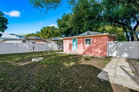 Villa ou maison à vendre à Tampa, Floride: 3 chambres, 133.13 m2 № 2138191 - photo 23