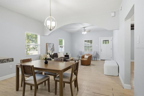 Villa ou maison à vendre à Tampa, Floride: 3 chambres, 133.13 m2 № 2138191 - photo 6