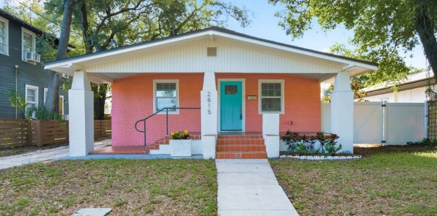 Villa ou maison à Tampa, Floride 3 chambres, 133.13 m2 № 2138191