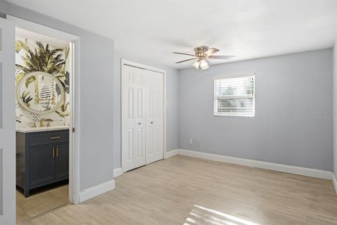 Villa ou maison à vendre à Tampa, Floride: 3 chambres, 133.13 m2 № 2138191 - photo 14