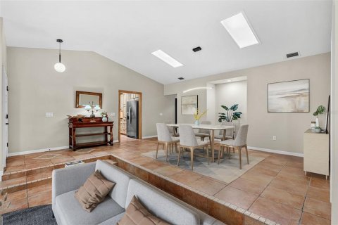 Casa en venta en Oviedo, Florida, 3 dormitorios, 173.17 m2 № 1900032 - foto 20