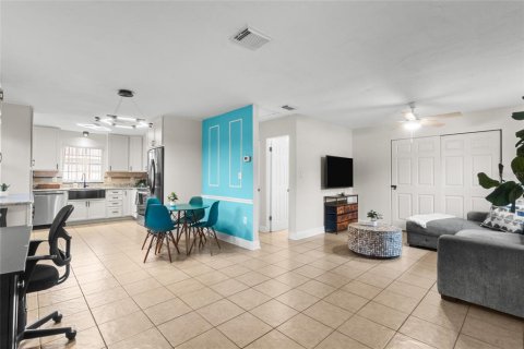 Villa ou maison à vendre à Bradenton, Floride: 3 chambres, 161.65 m2 № 2400950 - photo 18