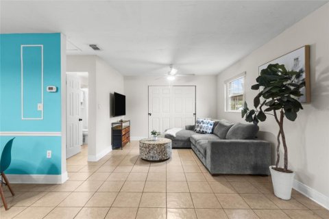 Villa ou maison à vendre à Bradenton, Floride: 3 chambres, 161.65 m2 № 2400950 - photo 17