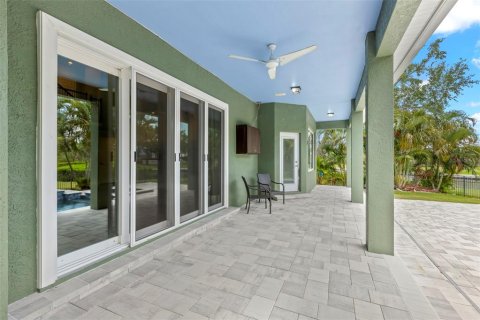 Villa ou maison à vendre à Saint Petersburg, Floride: 5 chambres, 342.07 m2 № 1689827 - photo 14