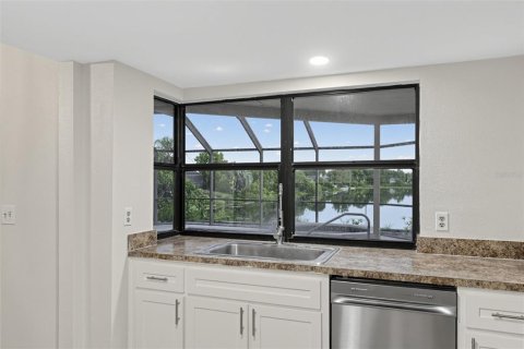 Casa en venta en Holiday, Florida, 3 dormitorios, 149.85 m2 № 2388836 - foto 10