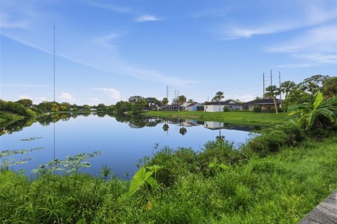 Casa en venta en Holiday, Florida, 3 dormitorios, 149.85 m2 № 2388836 - foto 27