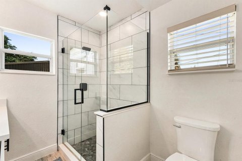 Casa en venta en Port Charlotte, Florida, 2 dormitorios, 75.34 m2 № 2384270 - foto 12