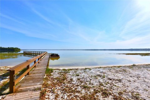 Villa ou maison à vendre à Weirsdale, Floride: 2 chambres, 135.45 m2 № 1550793 - photo 18