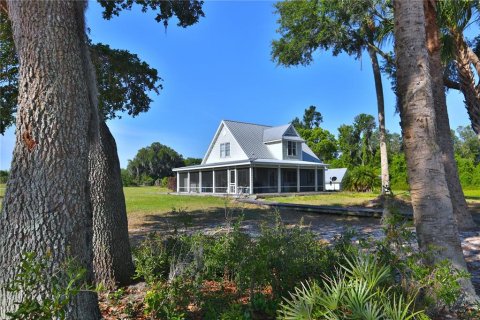 Villa ou maison à vendre à Weirsdale, Floride: 2 chambres, 135.45 m2 № 1550793 - photo 13
