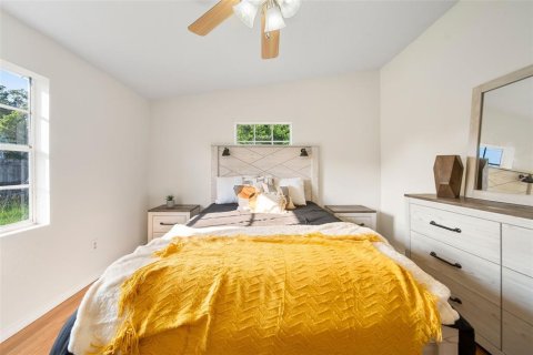 Casa en venta en DeBary, Florida, 4 dormitorios, 228.82 m2 № 1902945 - foto 9