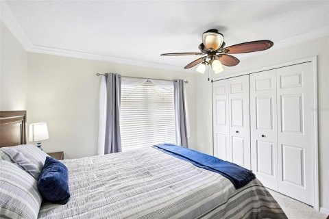 Townhouse in Saint Petersburg, Florida 2 bedrooms, 142.88 sq.m. № 2157215 - photo 24