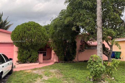 Villa ou maison à vendre à Miramar, Floride: 3 chambres, 147.44 m2 № 1976014 - photo 5