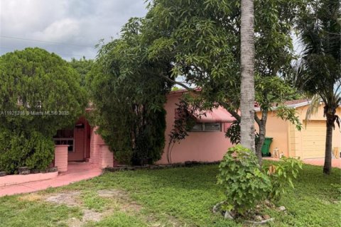 Villa ou maison à vendre à Miramar, Floride: 3 chambres, 147.44 m2 № 1976014 - photo 6