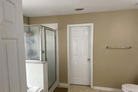 House in Wesley Chapel, Florida 4 bedrooms, 220.64 sq.m. № 1876062 - photo 13