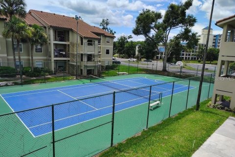 Condo in Kissimmee, Florida, 2 bedrooms  № 2207061 - photo 11