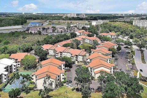 Condo in Kissimmee, Florida, 2 bedrooms № 2207061