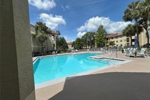 Condo in Kissimmee, Florida, 2 bedrooms  № 2207061 - photo 8