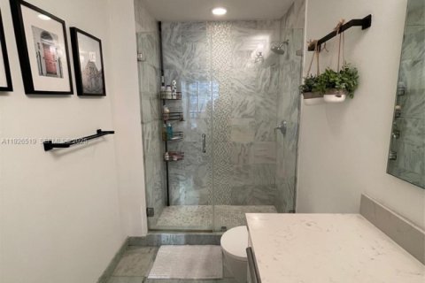 Купить кондоминиум в Майами, Флорида 1 спальня, 92.9м2, № 1986489 - фото 14