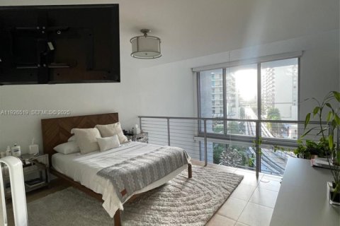 Купить кондоминиум в Майами, Флорида 1 спальня, 92.9м2, № 1986489 - фото 1