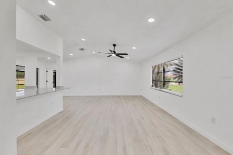 Villa ou maison à vendre à Port Charlotte, Floride: 3 chambres, 163.6 m2 № 1841534 - photo 13