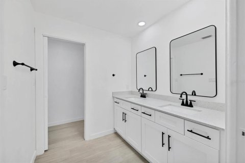 Casa en venta en Port Charlotte, Florida, 3 dormitorios, 163.6 m2 № 1841534 - foto 22