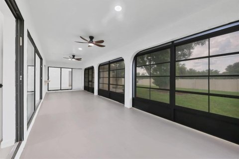 House in Port Charlotte, Florida 3 bedrooms, 163.6 sq.m. № 1841534 - photo 30