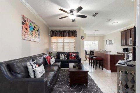 Touwnhouse à louer à Kissimmee, Floride: 3 chambres, 156.54 m2 № 2105834 - photo 2
