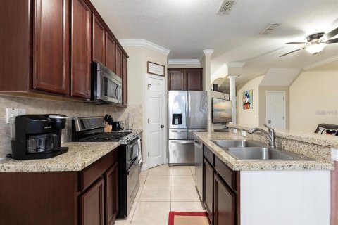 Touwnhouse à louer à Kissimmee, Floride: 3 chambres, 156.54 m2 № 2105834 - photo 3