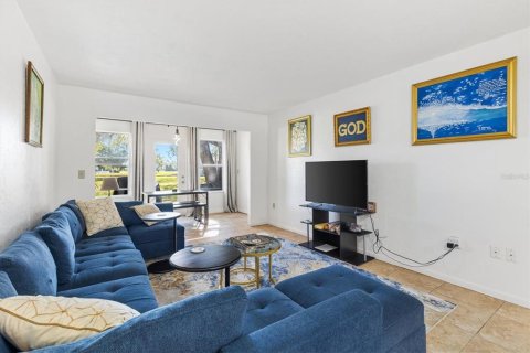 Condominio en venta en Wildwood, Florida, 2 dormitorios, 92.9 m2 № 1529284 - foto 2