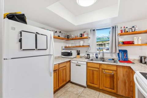 Condominio en venta en Wildwood, Florida, 2 dormitorios, 92.9 m2 № 1529284 - foto 4