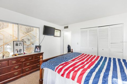 Condominio en venta en Wildwood, Florida, 2 dormitorios, 92.9 m2 № 1529284 - foto 14